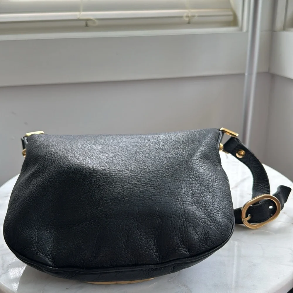 Gucci Bag - Picture 6 of 11